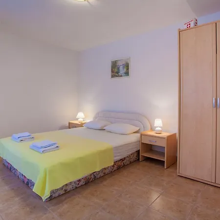 Apartments Dandic Orlec Exterior photo